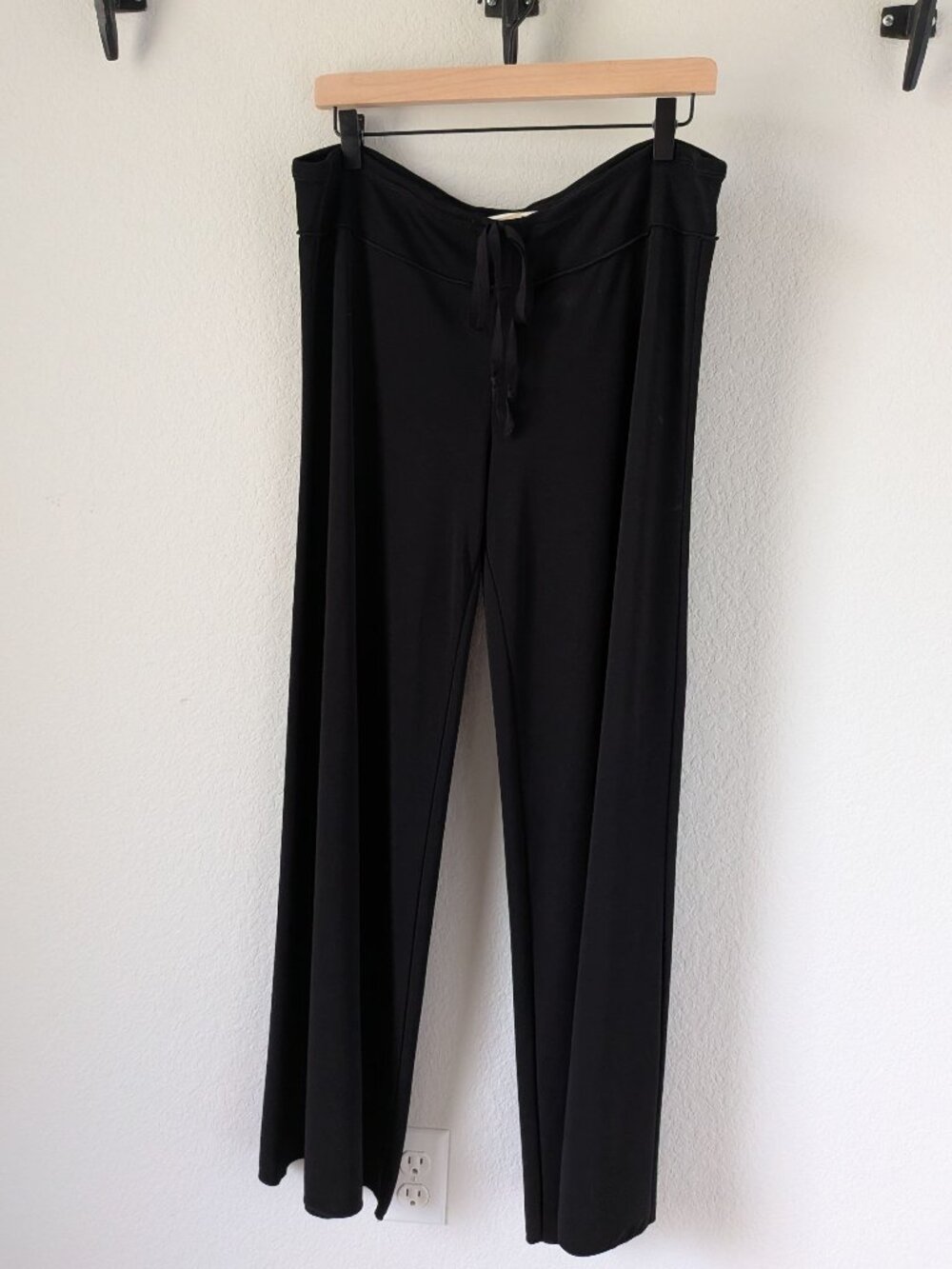 EUC - Max Studio Black Rayon Wide Leg Pants Drawstring - Size MEDIUM